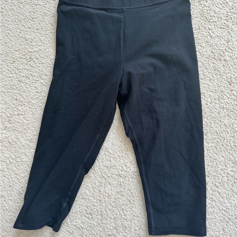 Alosoft High-Waist Iconic 90's Capri - Picture 4 of 4